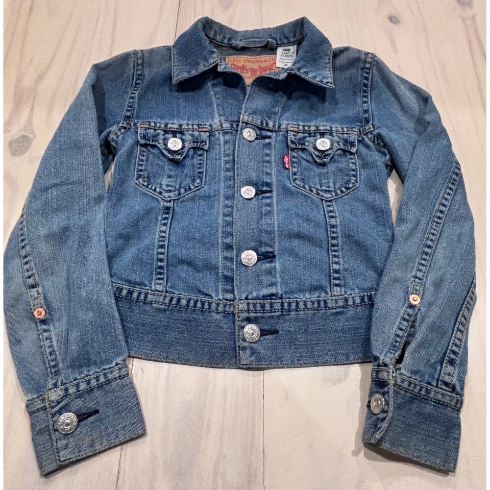Levis Type 1 Iconic Denim Trucker Jacket Blue XS Cotton Blend Button Up EUC